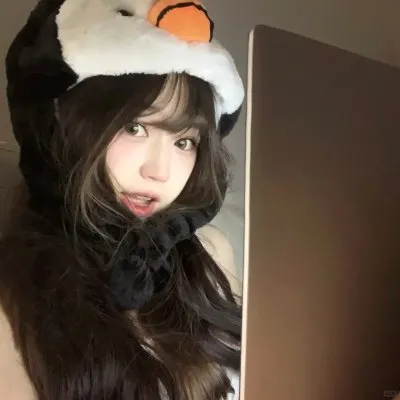 【大尺度惊悚】《深夜的FM》秀爱刘智泰：电台女主播在直播期间，家属却被变态杀手绑架的生死两小时